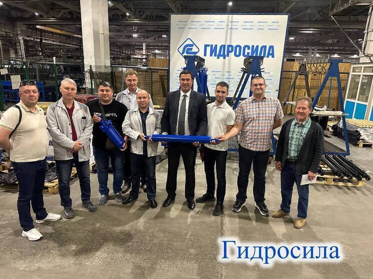 Делегации КАМАЗа, АвтоВАЗа и Минпромторга России посетили Запорожскую область