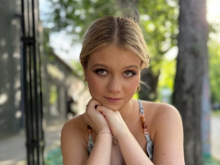 21-летняя фигуристка-одиночница Александра Трусова показала, чем питается на последних сроках беременности. В рационе будущей мамочки главенствует один фрукт.