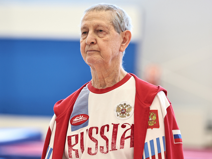 Главный тренер сборной команды РФ по спортивной гимнастике Андрей Родионенко передаст власть в другие руки