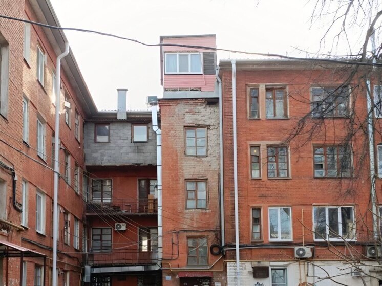 Воронежца наказали за шашлычную на чердаке и самовольную пристройку к МКД