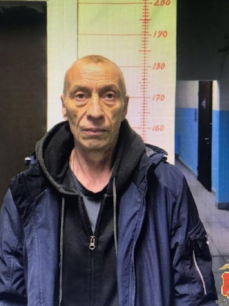 Оставшийся без сигарет мужчина пытался сжечь магазин в Тверской области