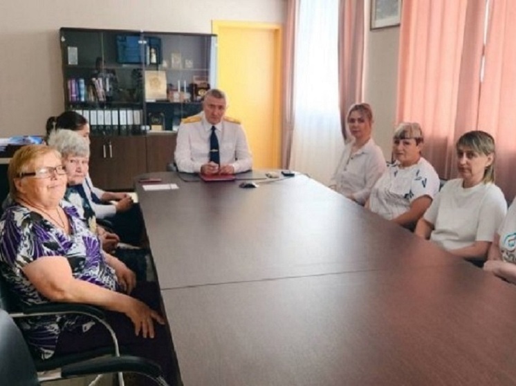 Переселенные из аварийных домов волгоградцы пришли на личный прием к Бастрыкину