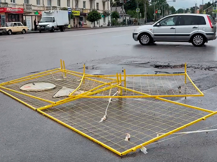 В Тамбове участились случаи провала асфальта