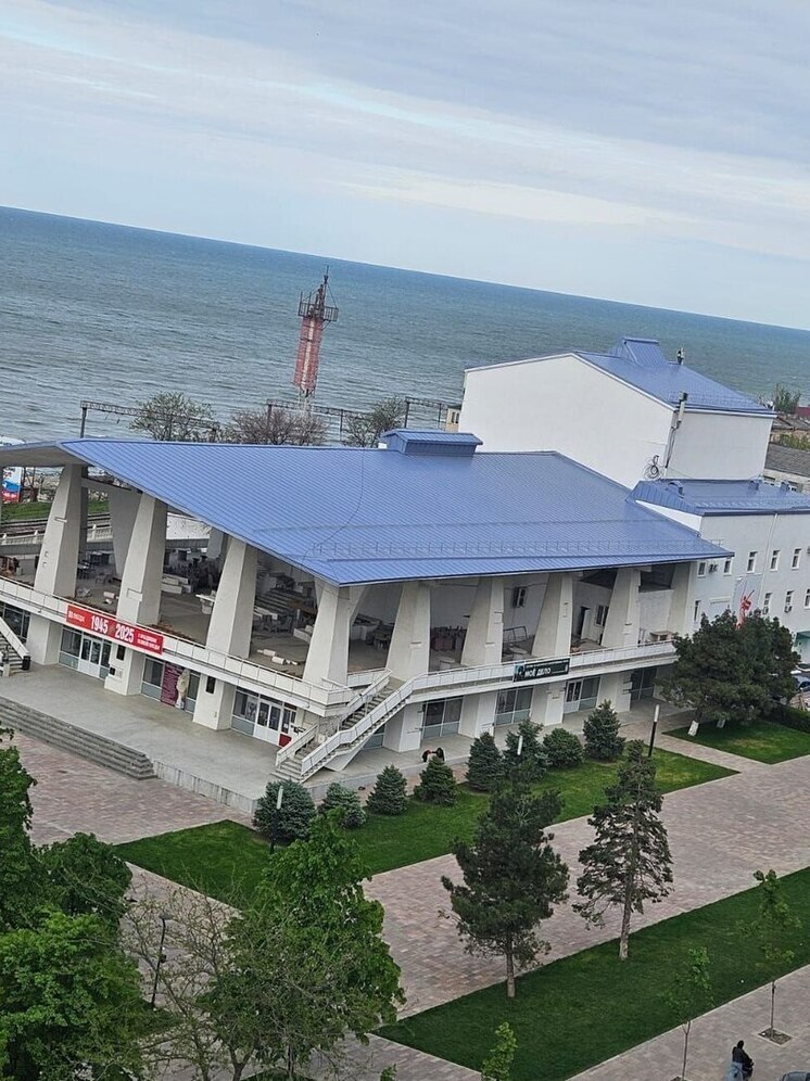 Аварский театр в Махачкале получил новую кровлю