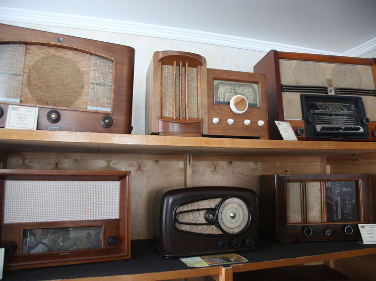 Радио "Судного дня" передало два сообщения после решения Трампа по Украине