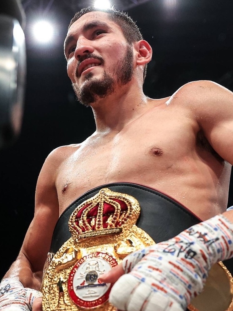  Альберт Батыргазиев лишился титула WBA после поражения от британца