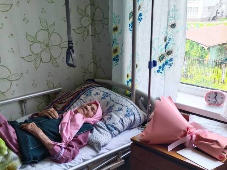 В Нижнекамске труженица тыла отметила 102 день рождения