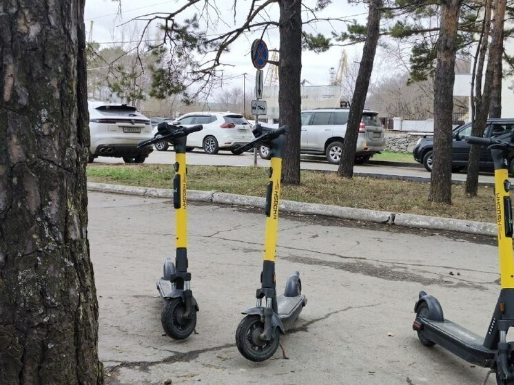 В Комсомольске-на-Амуре подростки-велосипедисты активно нарушают правила дорожного движения