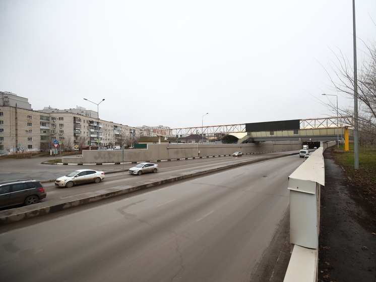 В Волгограде до сентября ограничат движение по путепроводу на Тулака