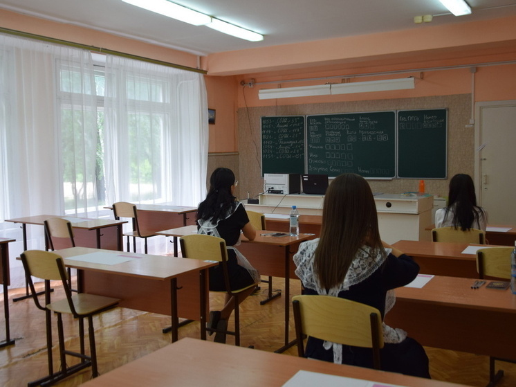 Почти 2 тысячи омских выпускников пересдадут ЕГЭ 3 и 4 июля