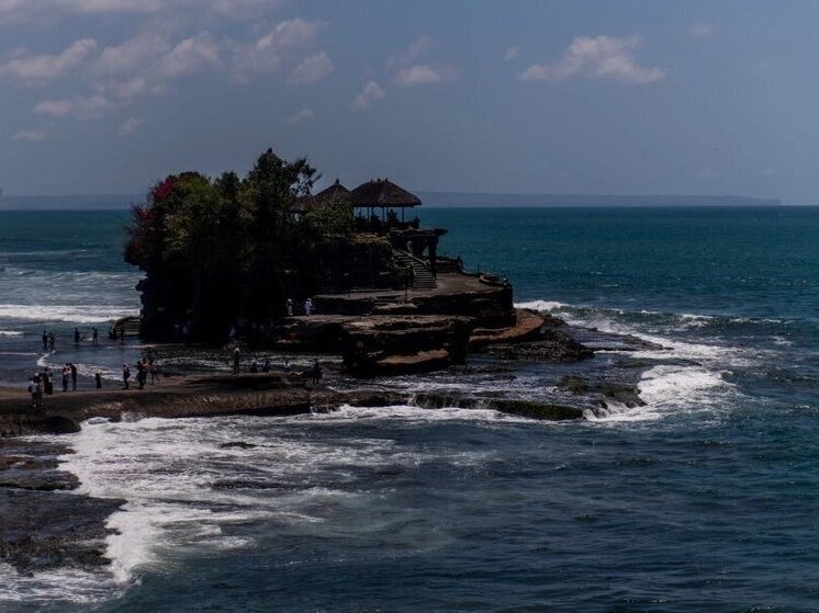 Посольство РФ: россиян на борту затонувшего парома на Бали не было