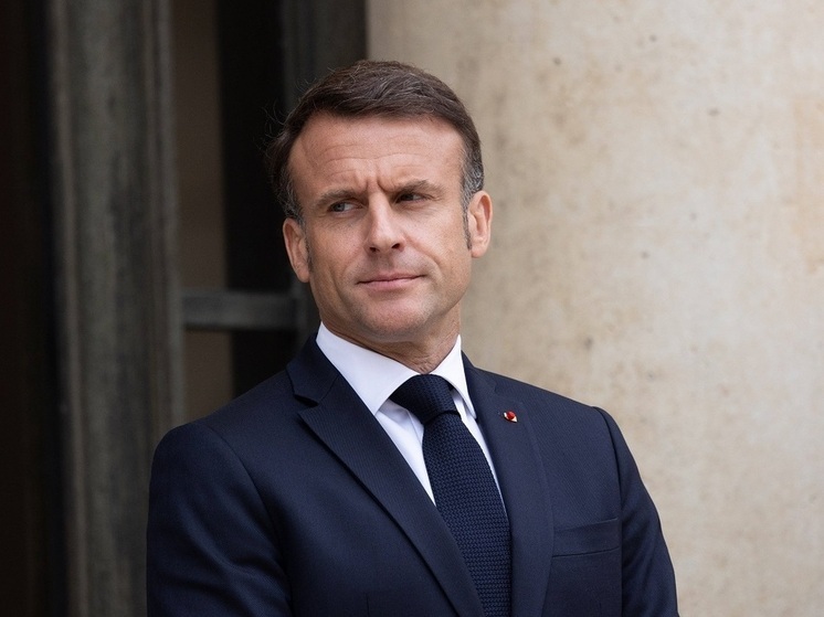 Аналитик Верников оценил угрозу Макрона ввести новые санкции против России