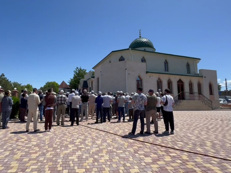 В Черноморском районе открыли главную мечеть