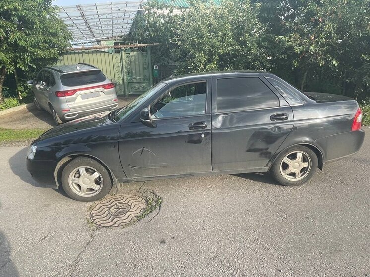 В Воронежской области два ребенка на самокате попали под колеса автомобиля