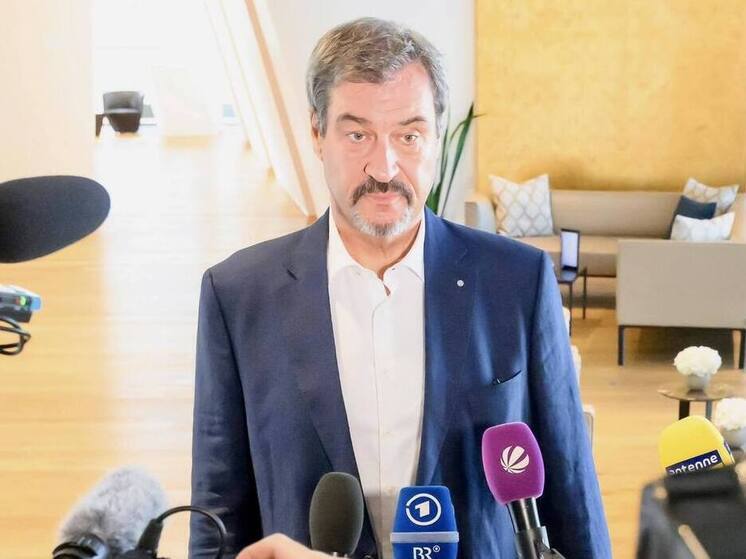 Германия — Бюджет без прикрытий: как Зёдер режет миллиарды