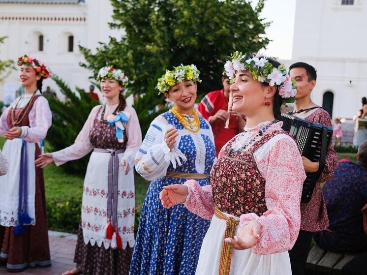 В Астрахани отпразднуют День семьи, любви и верности