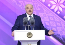 Президент Белоруссии Александр Лукашенко заявил, что республика в конфликте с Украиной не участвует, вступать в конфронтацию не планирует
