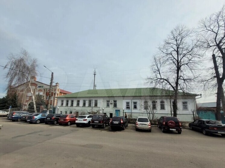 В Воронежской области выставлено на продажу историческое здание, в котором размещался отдел МВД