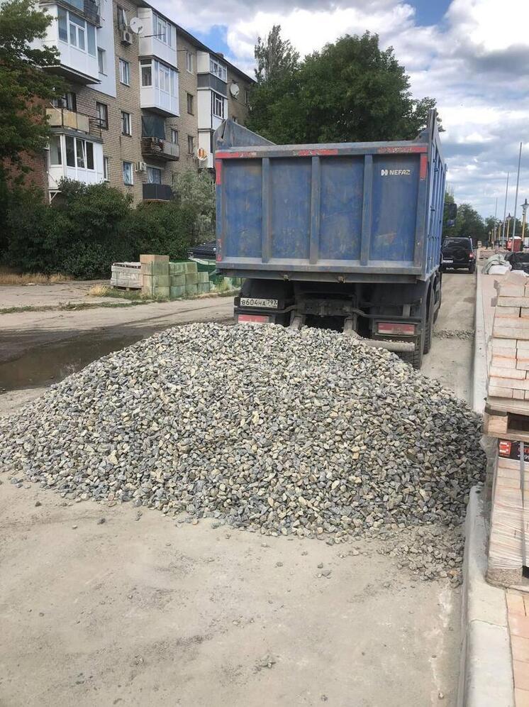 В Бердянске продолжается создание смотровой площадки
