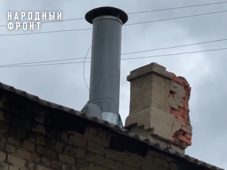 В Орле жильцы аварийного дома на Паровозной 3 года ждут помощи от УК