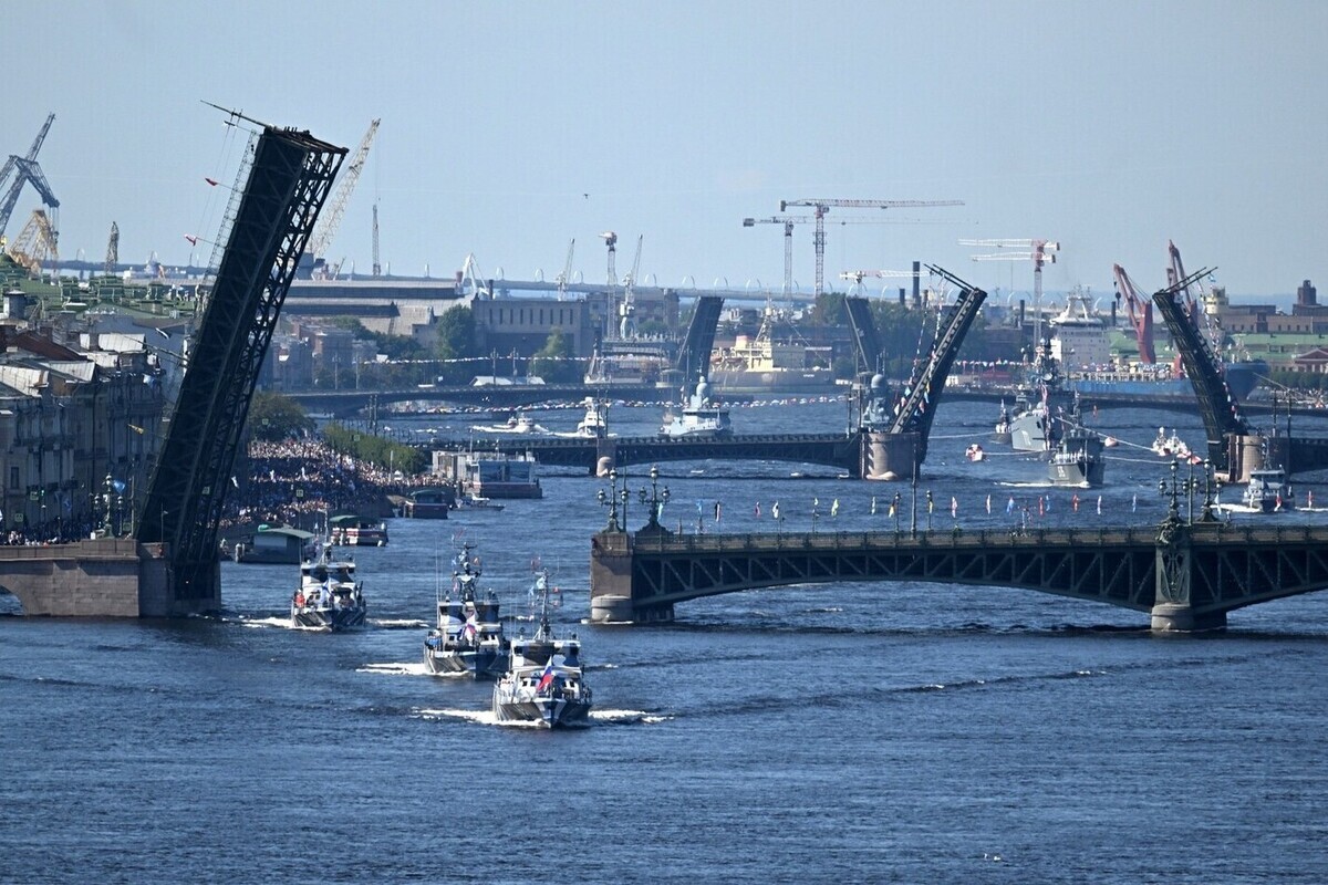 «Фонтанка»: ️в Петербурге отменили Главный военно-морской парад на День ВМФ