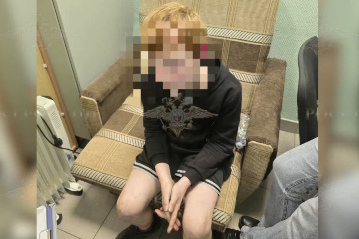 Опасная забава: 10-летний мальчик чуть не стал участником крушения поезда под Петербургом