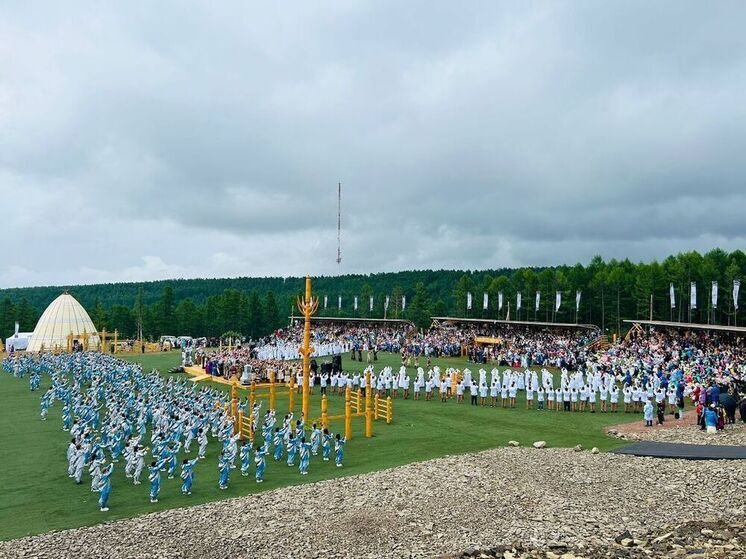 В Нерюнгри состоялось открытие XVIII республиканского Ысыаха Олонхо