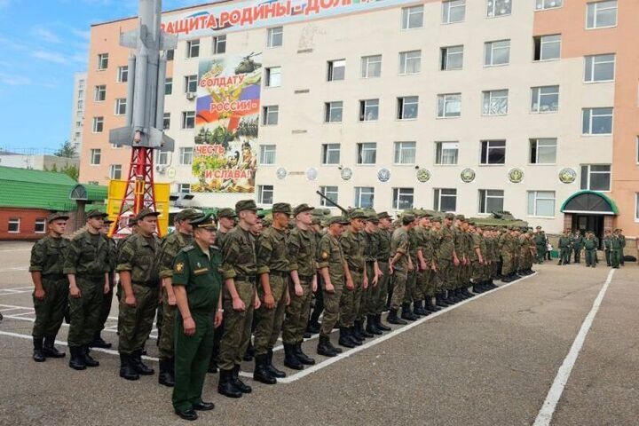 Из Башкирии проводили новобранцев весеннего призыва