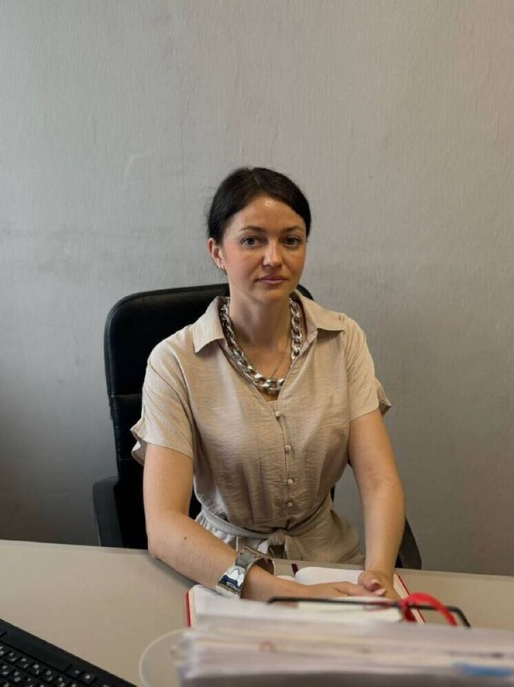 Бывший директор школы стала заместителем главы депспорта Омска