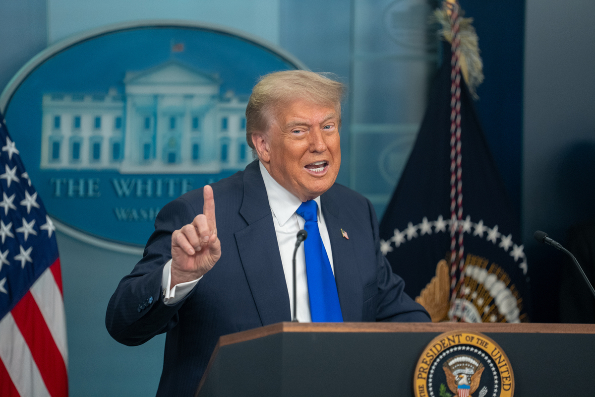 Трамп начинает празднование Дня независимости с подписания спорного закона