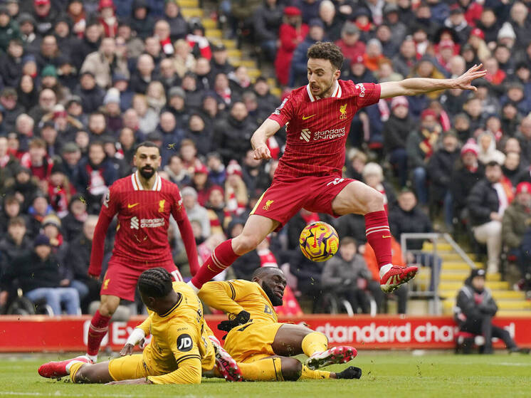 Футболист Жота попал в ДТП после того, как ему запретили летать самолетами