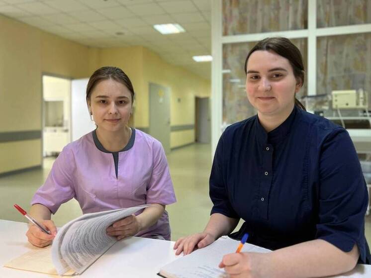 Этим летом в вологодских больницах поработают около 900 студентов