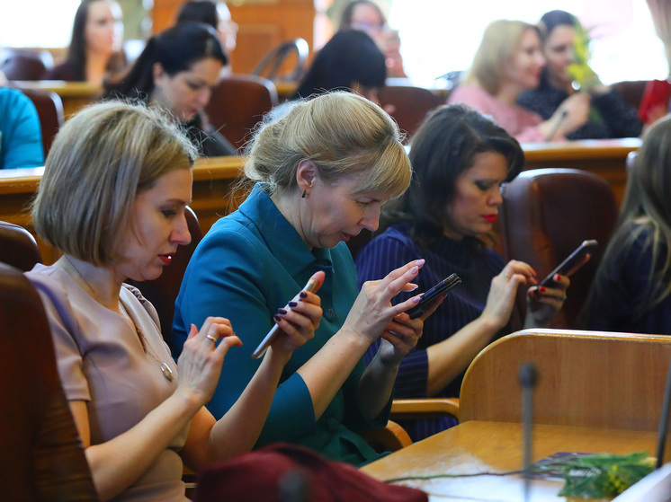 В Челябинске роботы борются против надоедливых объявлений