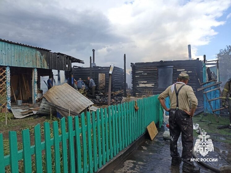 В Башкирии 59-летняя женщина пострадала, пытаясь самостоятельно справиться с огнем