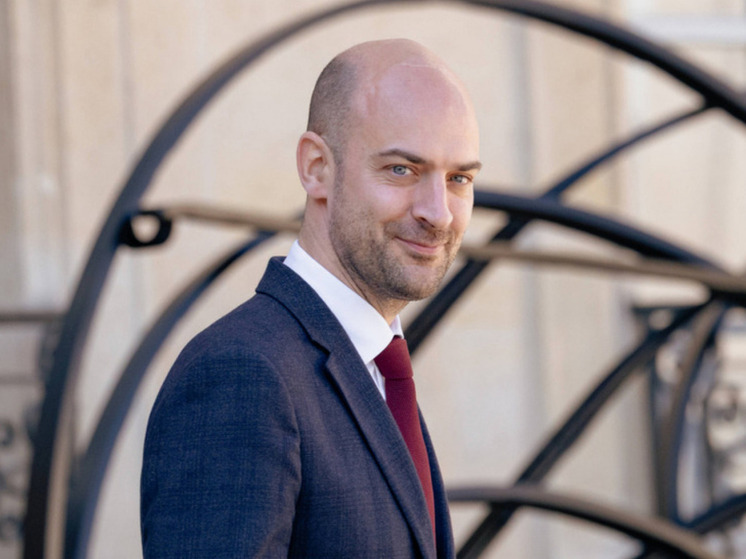 Глава МИД Франции Барро разозлился после вопроса о поддержке Украины