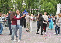 День молодежи в России ежегодно отмечают в последнюю субботу июня