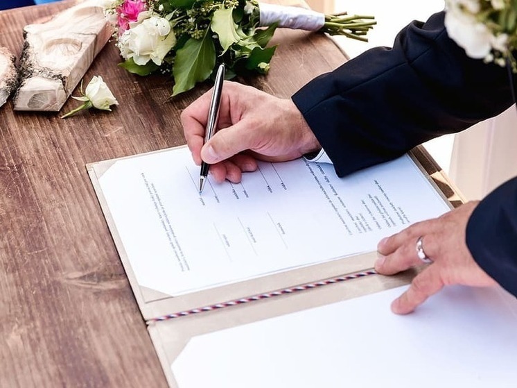 Две пары из Алчевска примут участие во Всероссийском свадебном фестивале