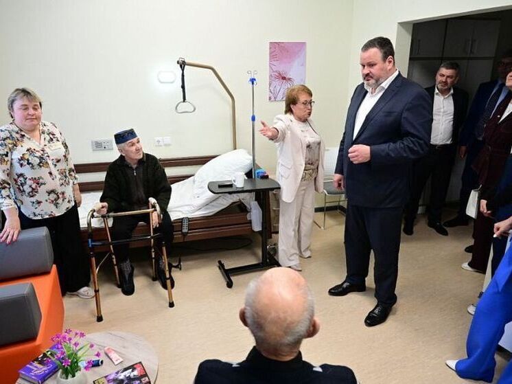 Министру труда и соцзащиты РФ Антону Котякову показали в Уфе геронтологический центр «Именлек»