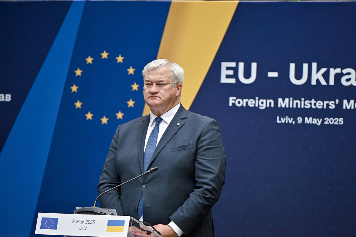 Глава МИД Украины Сибига призвал США оказать больше помощи в поставках оружия