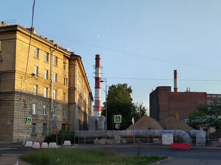 В Адмиралтейском районе модернизируют 15 километров теплосетей