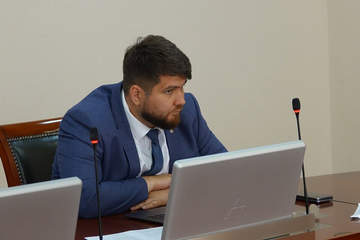 Степанов объяснил проблемы мобильного интернета мерами безопасности