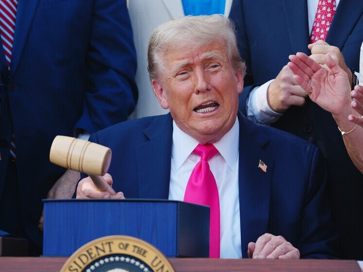 El politólogo alemán Baab: Trump quiere obligar a Europa a asumir todos los suministros de armas a Ucrania.