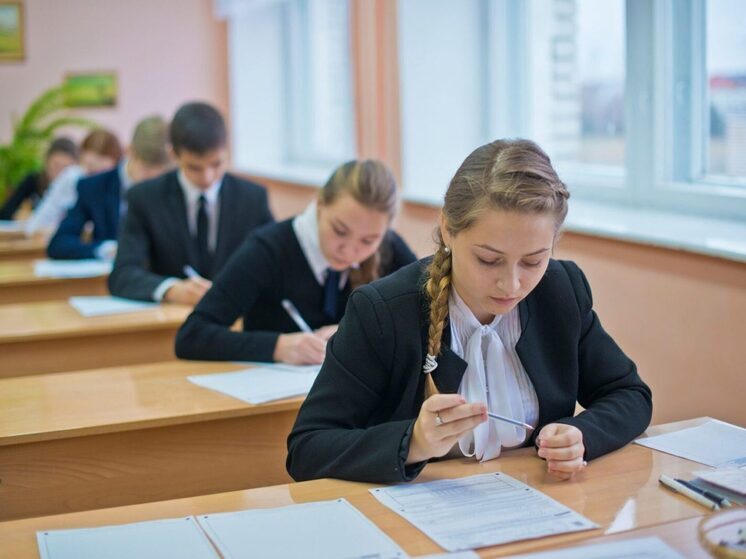 В Коврове школьница набрала 200 баллов по ЕГЭ