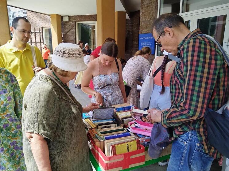 В Тюмени открывается летний «Книжный обменник»: юбилейный сезон с новыми условиями