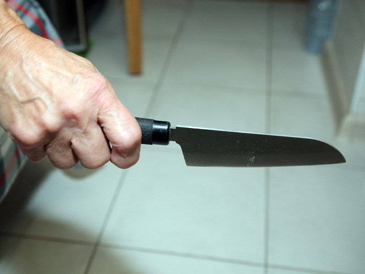 A resident of Ramenskoye attacked a man with a knife in an apartment in a building