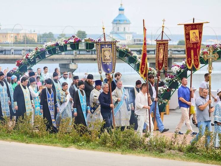 В Чебоксарах ждут Владимирский крестный ход с чудотворной иконой Божией Матери