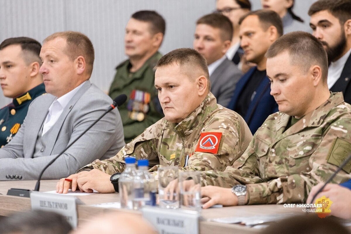 Олег Николаев стал наставником участников программы «Время СВОих»