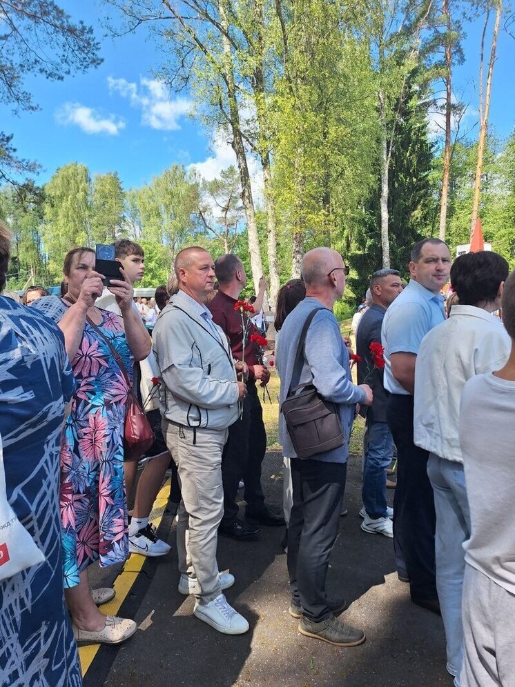 Память героев: 80 защитников Отечества приняли участие в торжественных мероприятиях на Кургане Дружбы