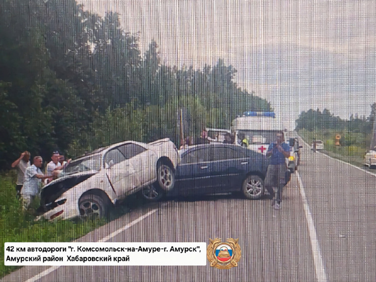 Две Тойоты столкнулись на автодороге «Комсомольск-на-Амуре – Амурск»