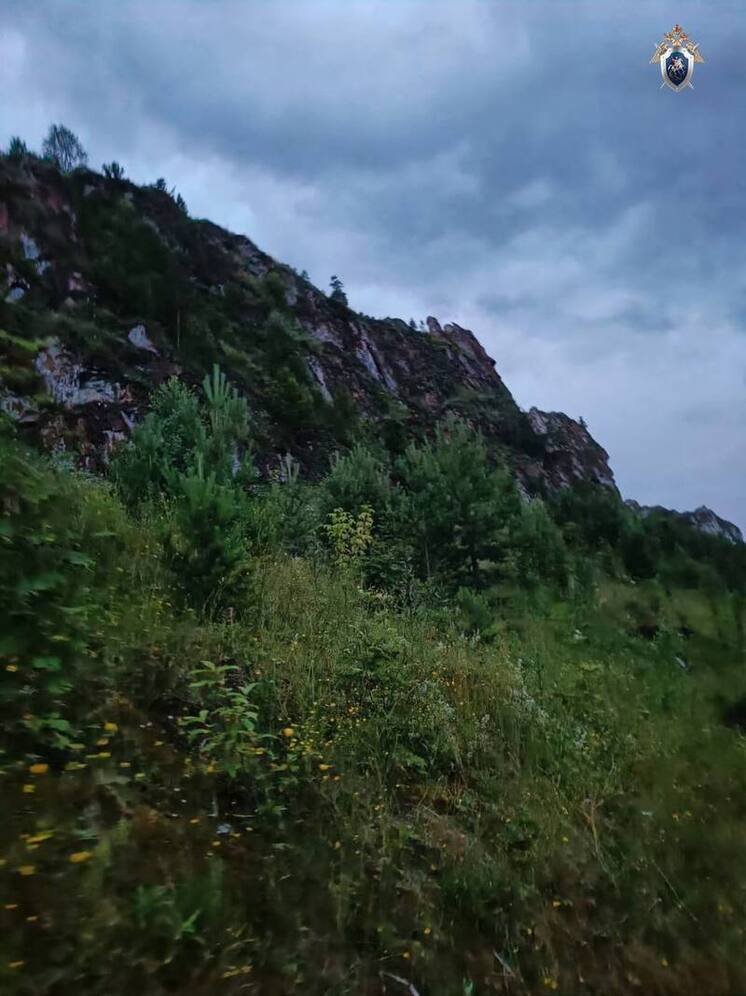 Под Юрюзанью девушка сорвалась с горы